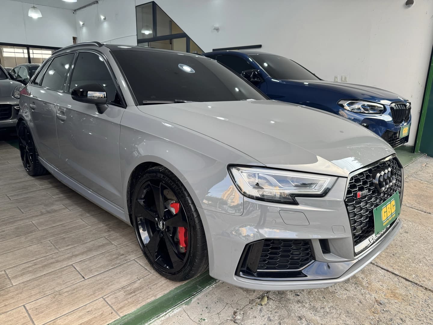 AUDI RS3 2.5 TFSI GASOLINA SPORTBACK QUATTRO S-TRONIC 2017/2018 à venda na GBC Car - foto 3 de 20