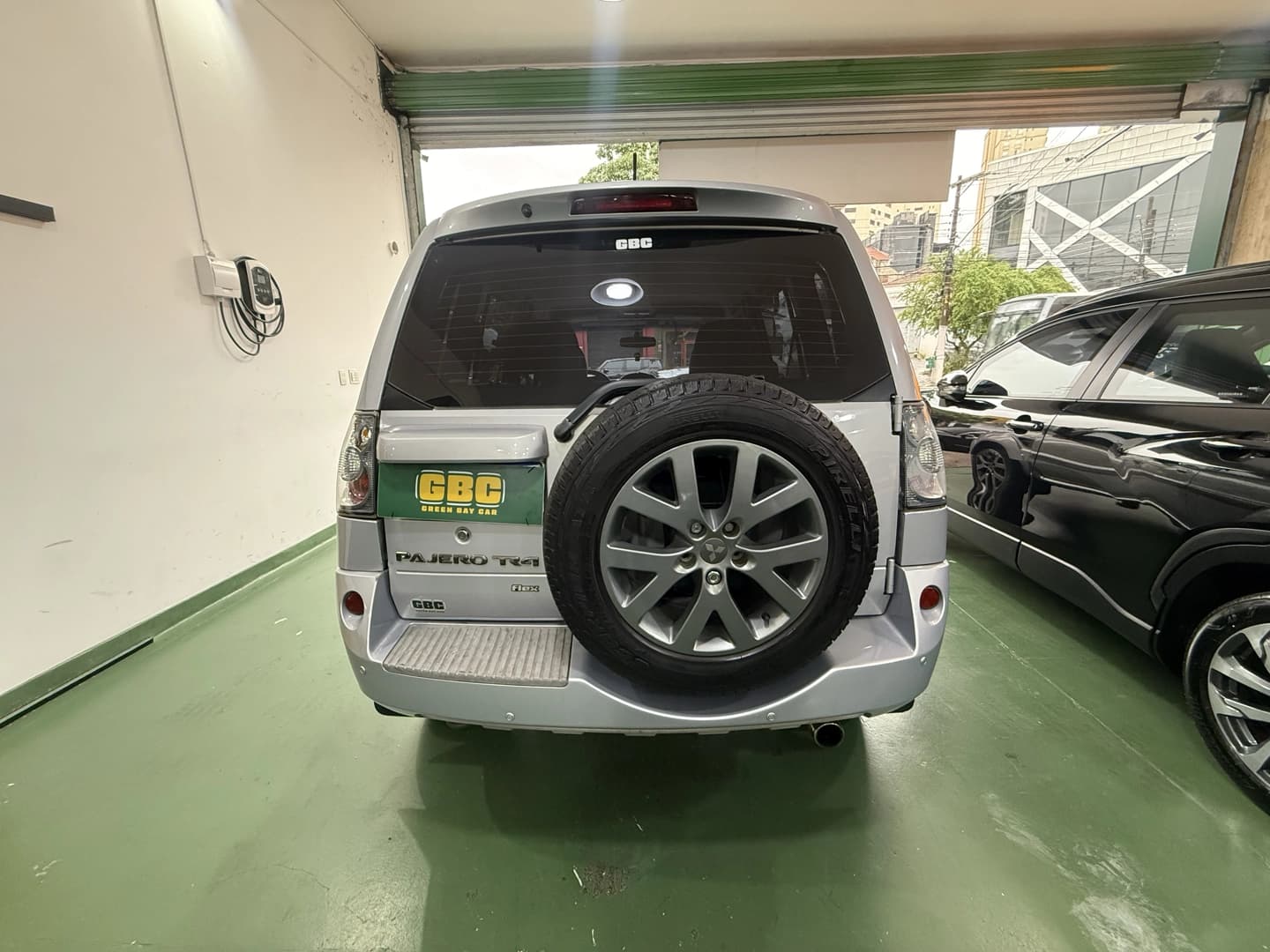 MITSUBISHI PAJERO TR4 2.0 4X2 16V 140CV FLEX 4P AUTOMÁTICO 2013/2014 à venda na GBC Car - foto 12 de 20